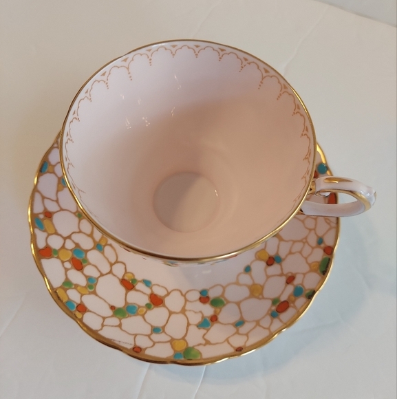Tuscan England Tea Cup & Saucer - Picture 5 of 12